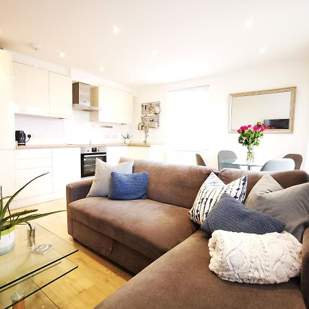 Apartment In The Heart Of East Wittering Village Chichester Exterior foto
