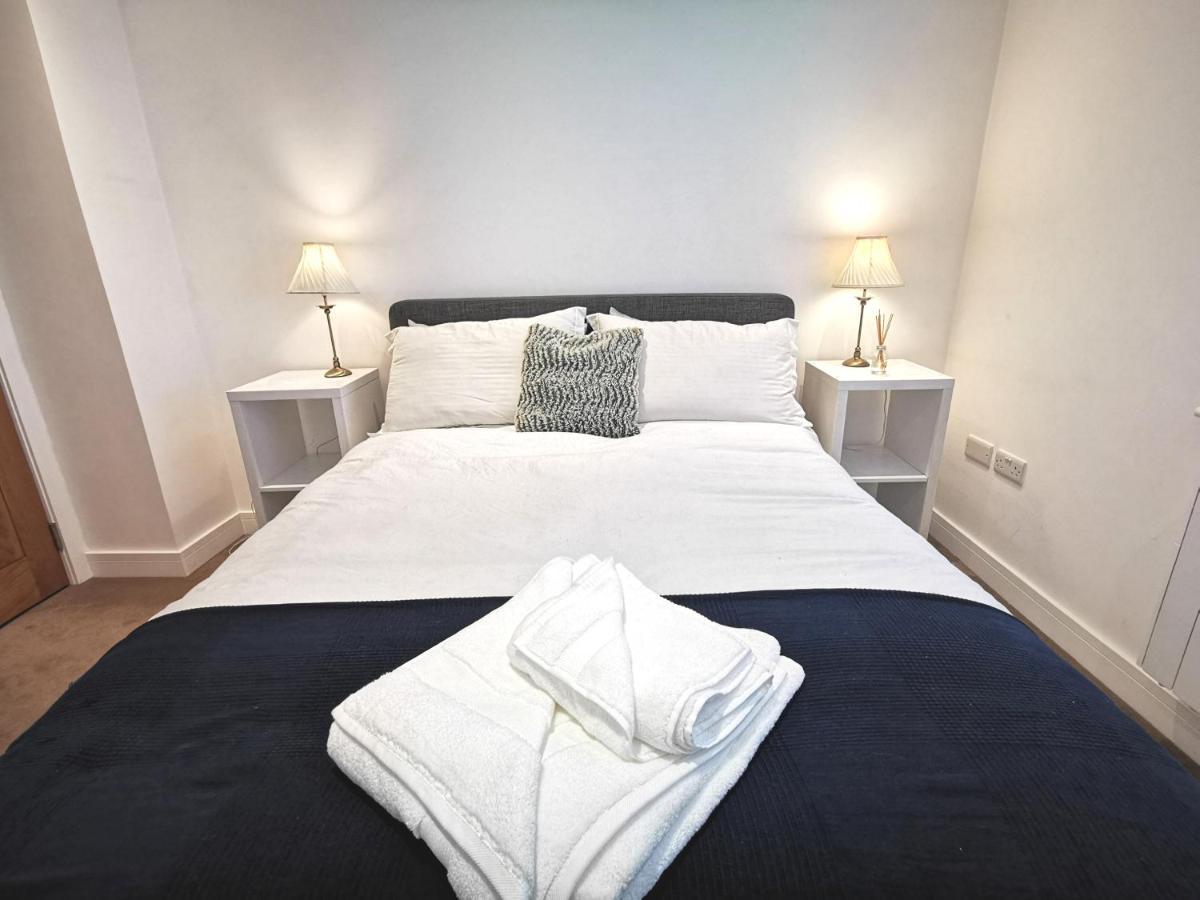 Apartment In The Heart Of East Wittering Village Chichester Exterior foto